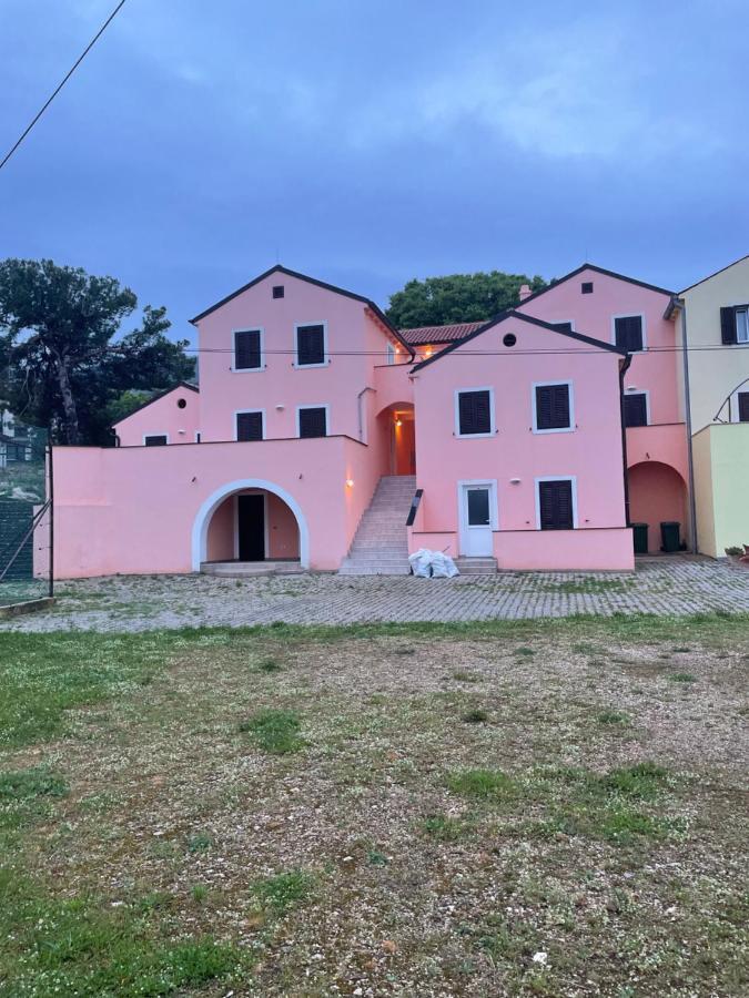 Oaza Apartamento Nerezine Exterior foto
